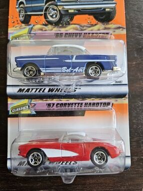 2 NWT 1999 Matchbox "Classics" Cars